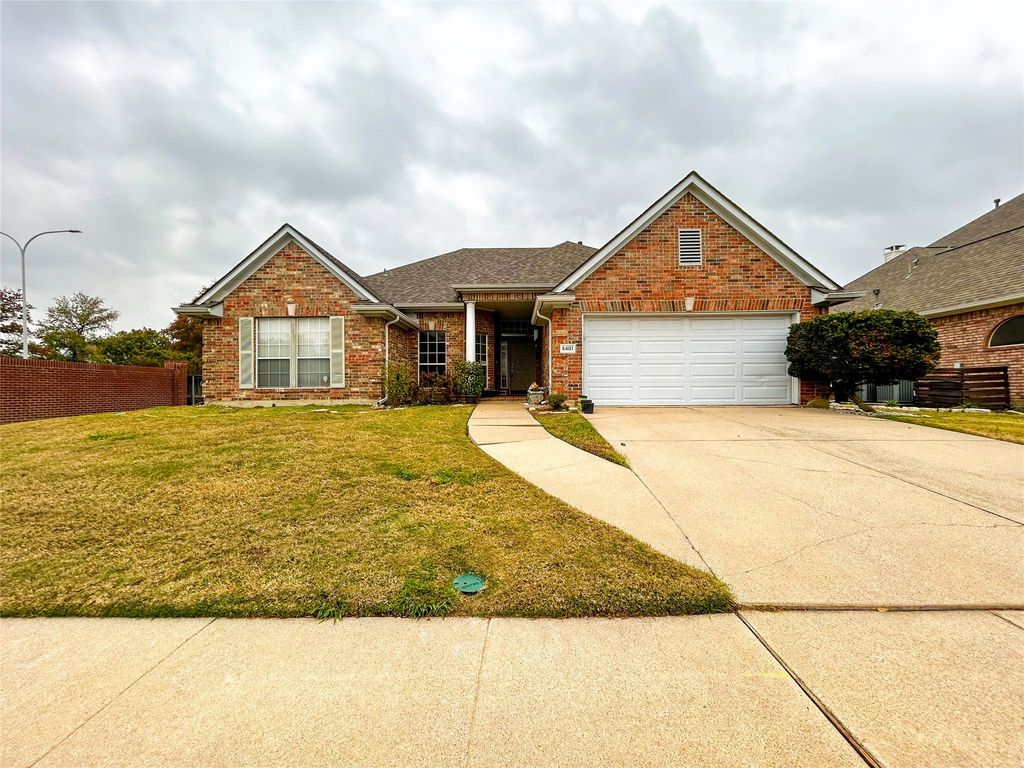 5401 Glen Canyon Road, Fort Worth, TX 76137