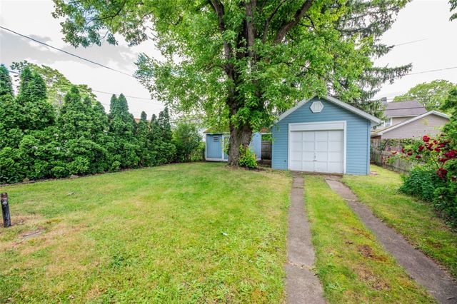 239 Navarre Road, Rochester, NY 14621