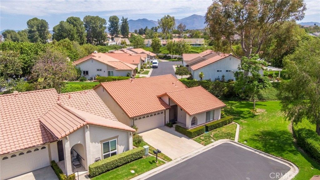 28302 Borgona, Mission Viejo, CA 92692 — photo 2