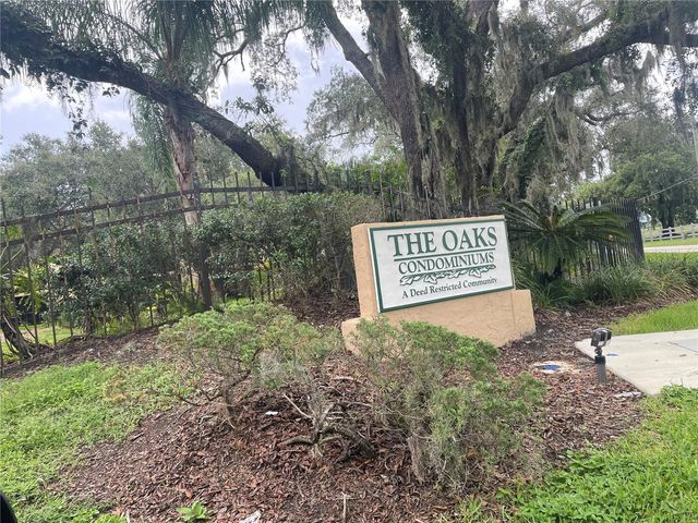 14308 HANGING MOSS CIRCLE 101, Tampa, FL 33613