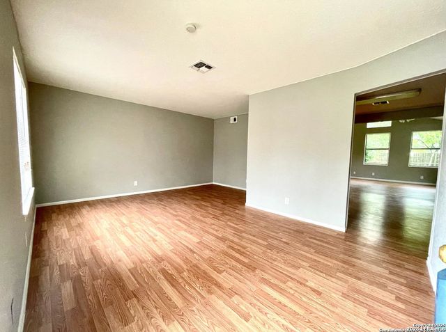 407 CICERO DR, San Antonio, TX 78218