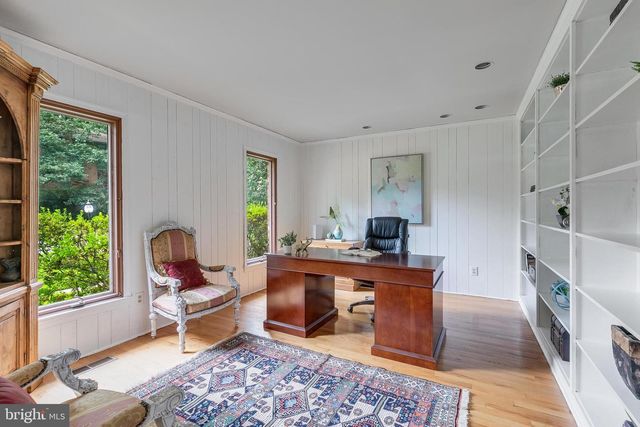 4054 41ST ST, Mclean, VA 22101