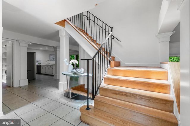 4054 41ST ST, Mclean, VA 22101