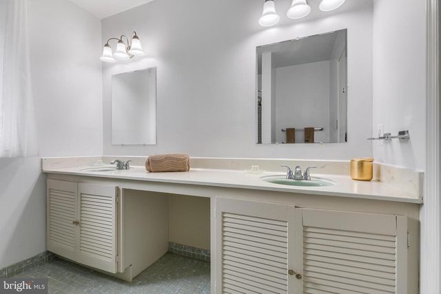 4054 41ST ST, Mclean, VA 22101