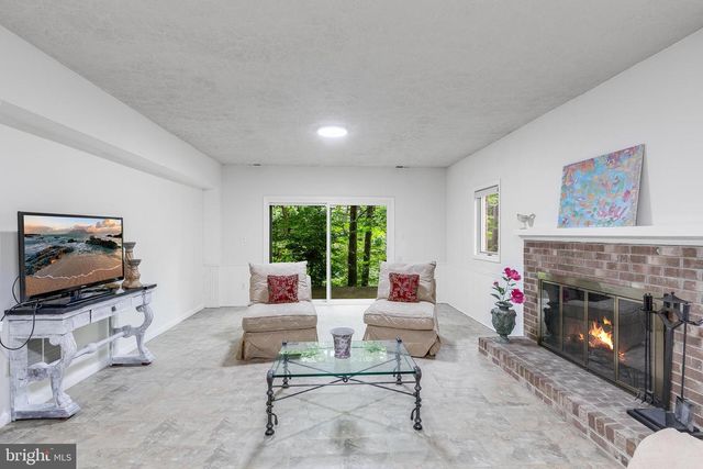 4054 41ST ST, Mclean, VA 22101