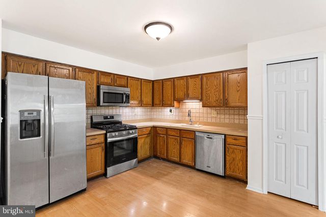 302 BERKSHIRE WAY, Marlton, NJ 08053