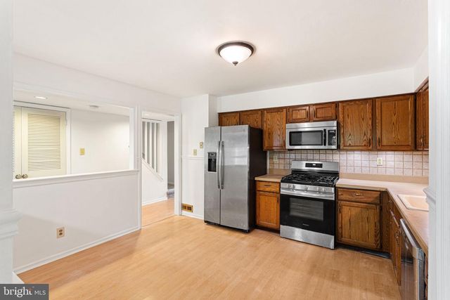 302 BERKSHIRE WAY, Marlton, NJ 08053