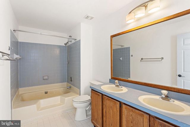 302 BERKSHIRE WAY, Marlton, NJ 08053