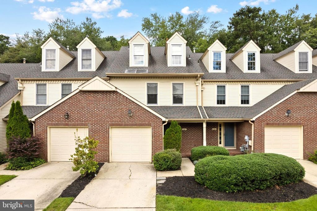 302 BERKSHIRE WAY, Marlton, NJ 08053