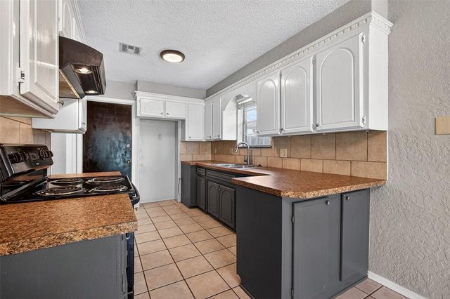 3604 Banner Avenue, Edmond, OK 73013