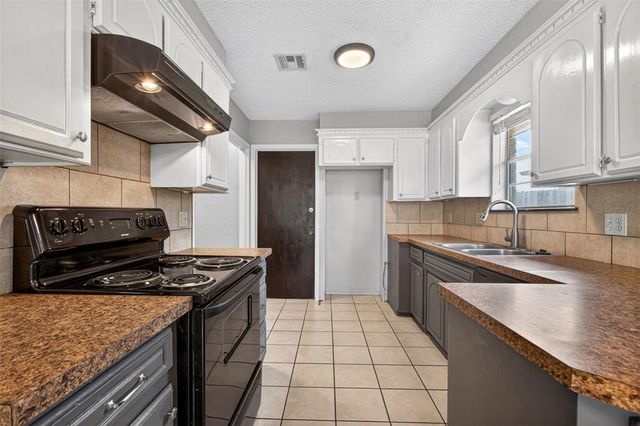 3604 Banner Avenue, Edmond, OK 73013