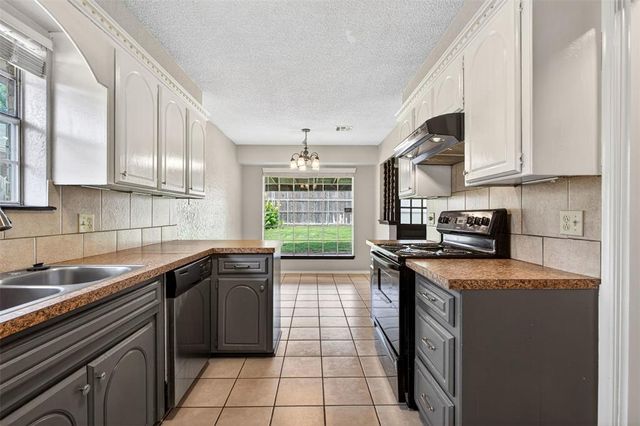 3604 Banner Avenue, Edmond, OK 73013