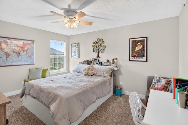 6066 S Crescent Road, Brookline, MO 65619