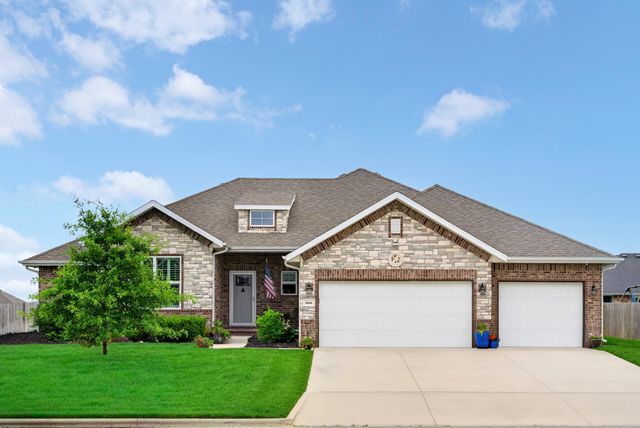 6066 S Crescent Road, Brookline, MO 65619