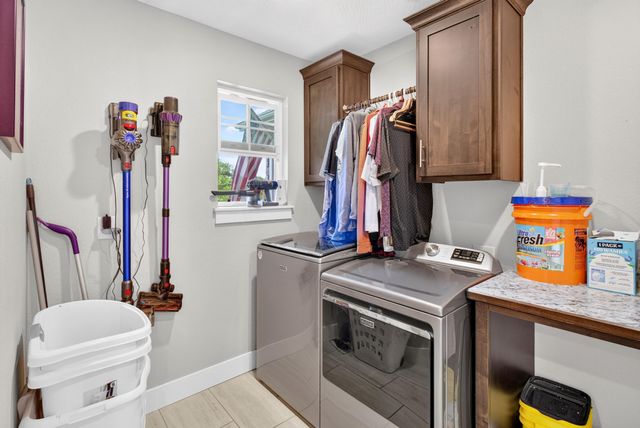 6066 S Crescent Road, Brookline, MO 65619