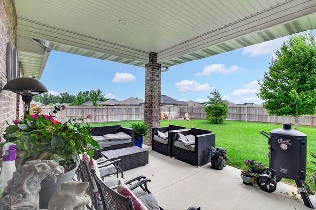 6066 S Crescent Road, Brookline, MO 65619