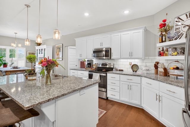 6066 S Crescent Road, Brookline, MO 65619