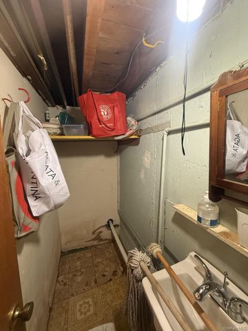 139-03 Franklin Avenue, Flushing, NY 11355