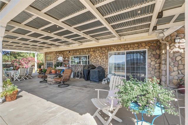 35120 Calle Nopal, Temecula, CA 92592