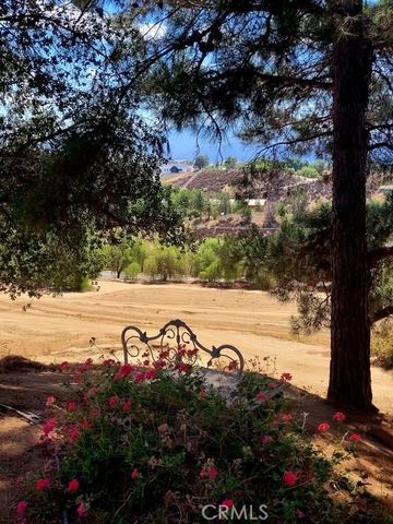 35120 Calle Nopal, Temecula, CA 92592