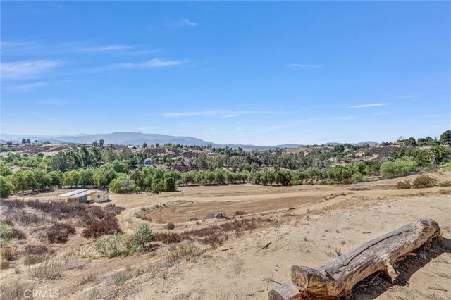 35120 Calle Nopal, Temecula, CA 92592