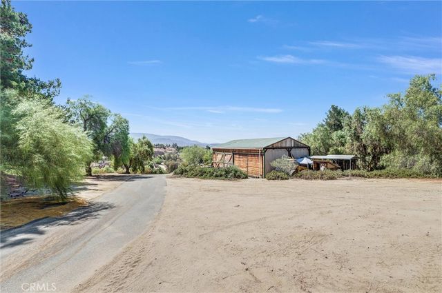 35120 Calle Nopal, Temecula, CA 92592
