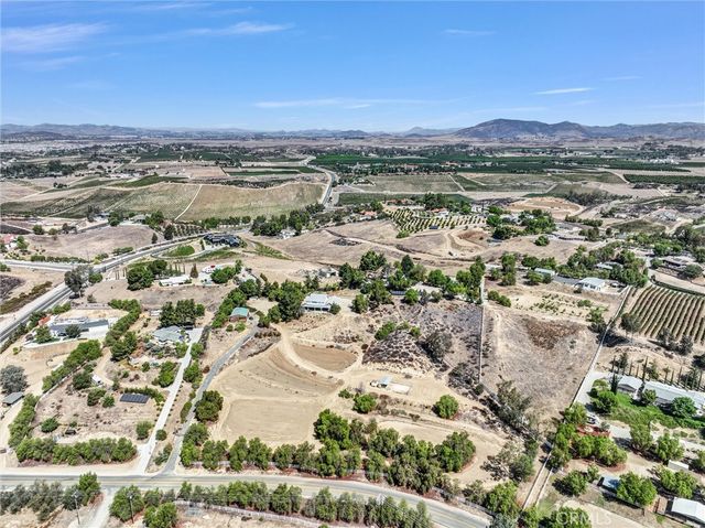 35120 Calle Nopal, Temecula, CA 92592