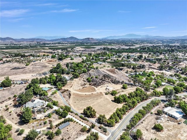 35120 Calle Nopal, Temecula, CA 92592