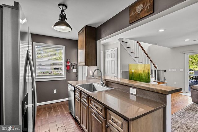 374 TANSBORO RD, Berlin, NJ 08009