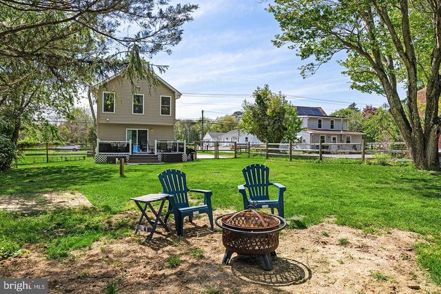 374 TANSBORO RD, Berlin, NJ 08009
