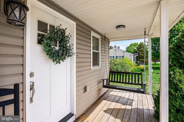374 TANSBORO RD, Berlin, NJ 08009