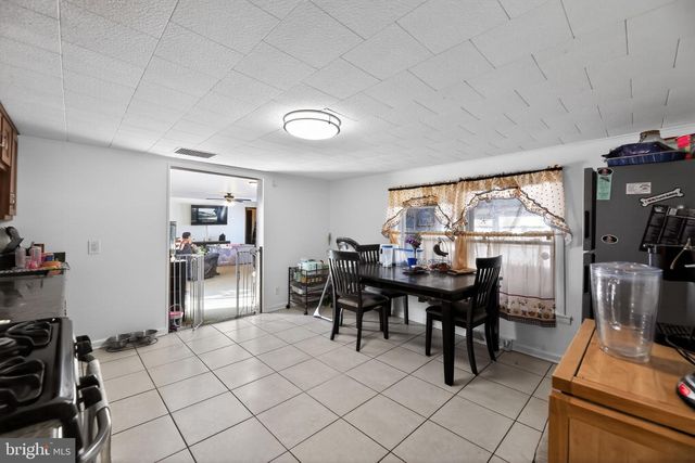 419 E ELMER RD, Vineland, NJ 08360