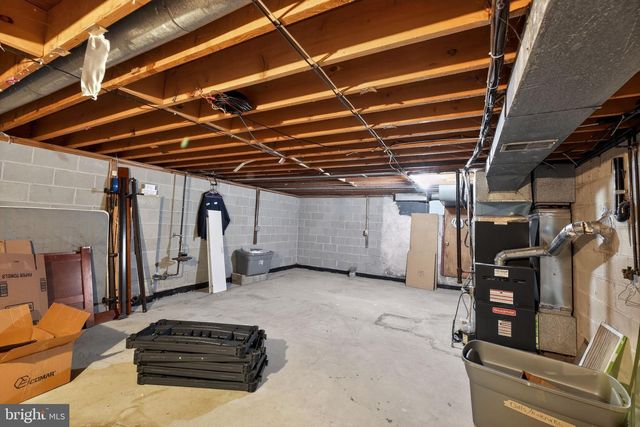 419 E ELMER RD, Vineland, NJ 08360