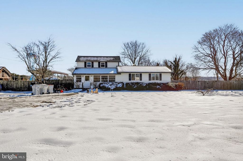 419 E ELMER RD, Vineland, NJ 08360