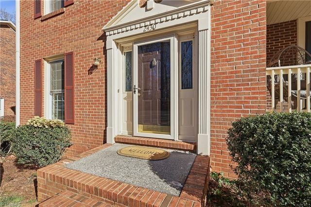 2430 Cottage Place, Greensboro, NC 27455