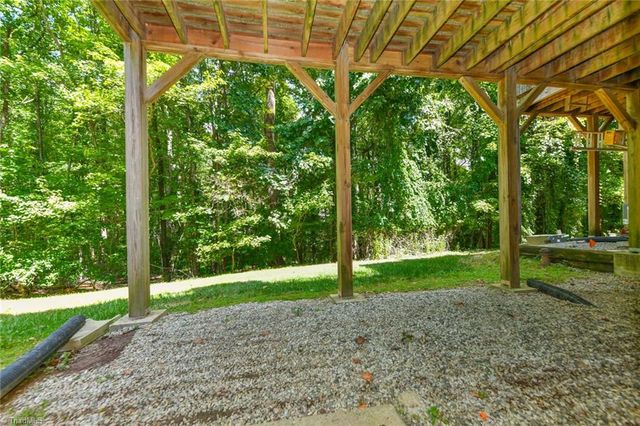 2430 Cottage Place, Greensboro, NC 27455