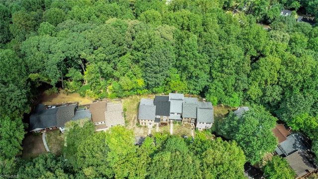 2430 Cottage Place, Greensboro, NC 27455