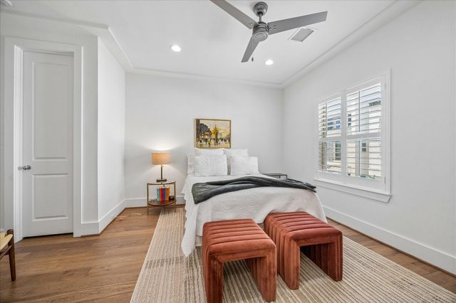 852 Fisher Street C, Houston, TX 77018