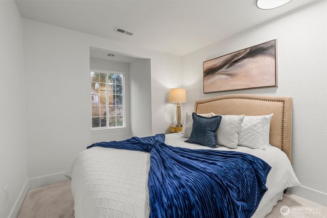 3830 165th Place SE, Bellevue, WA 98008