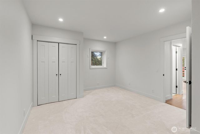 3830 165th Place SE, Bellevue, WA 98008