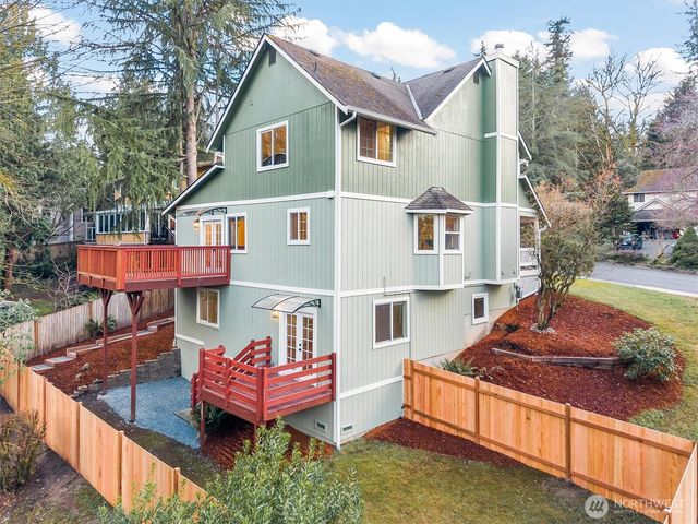 3830 165th Place SE, Bellevue, WA 98008