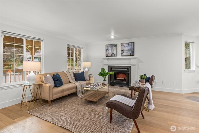 3830 165th Place SE, Bellevue, WA 98008