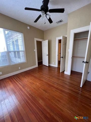 416 Moore Street 416, San Marcos, TX 78666
