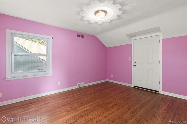 1000 S Denwood Street, Dearborn, MI 48124