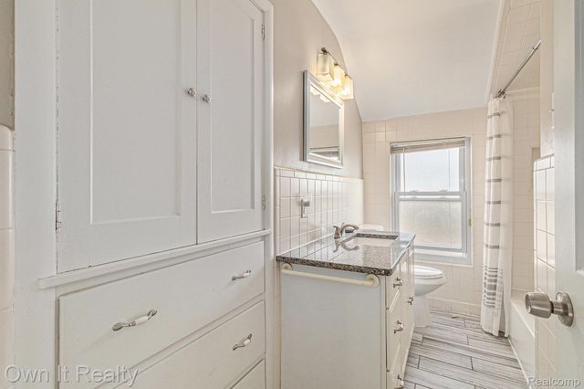 1000 S Denwood Street, Dearborn, MI 48124