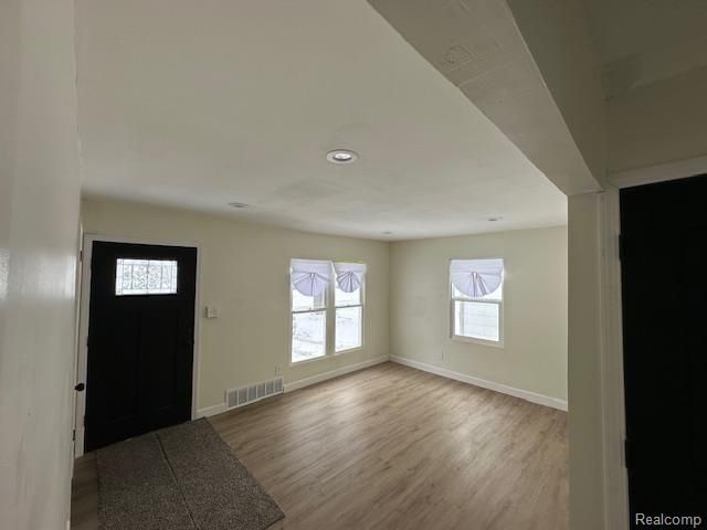 19345 Archdale Street, Detroit, MI 48235