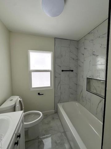 19345 Archdale Street, Detroit, MI 48235