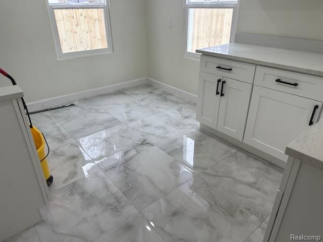 19345 Archdale Street, Detroit, MI 48235