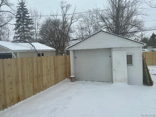 19345 Archdale Street, Detroit, MI 48235