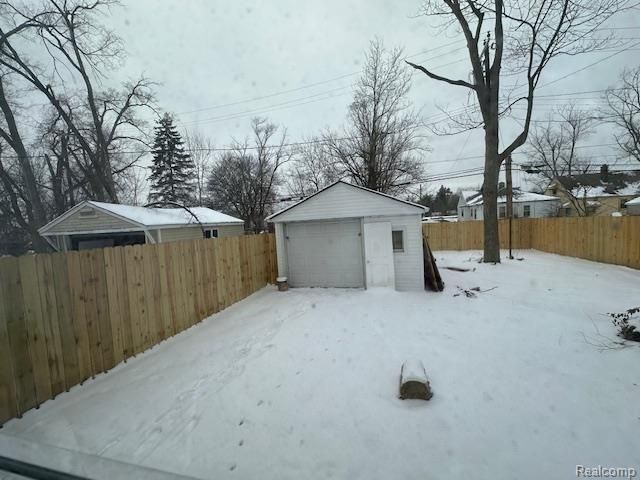 19345 Archdale Street, Detroit, MI 48235